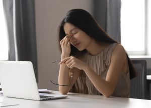 Computer Vision Syndrome: Signs, Causes, and Treatment Options