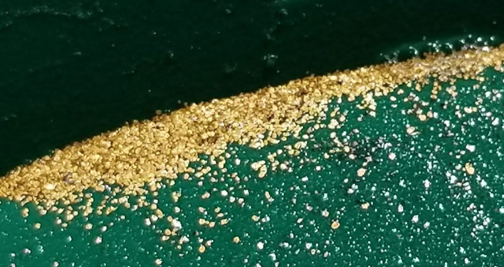 How to Extract Gold from Pay Dirt