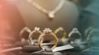 How to Sell Wholesale Jewelry Online – A Beginner’s Guide