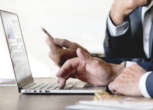 How to Start a Business with a Small Amount of Money